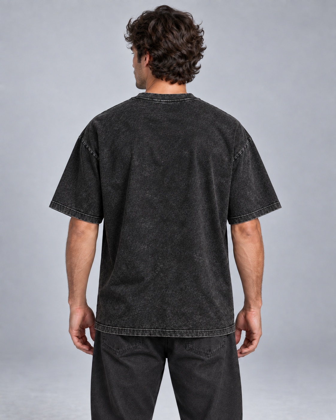 IONIC Alley Cat Tee · Black · 3