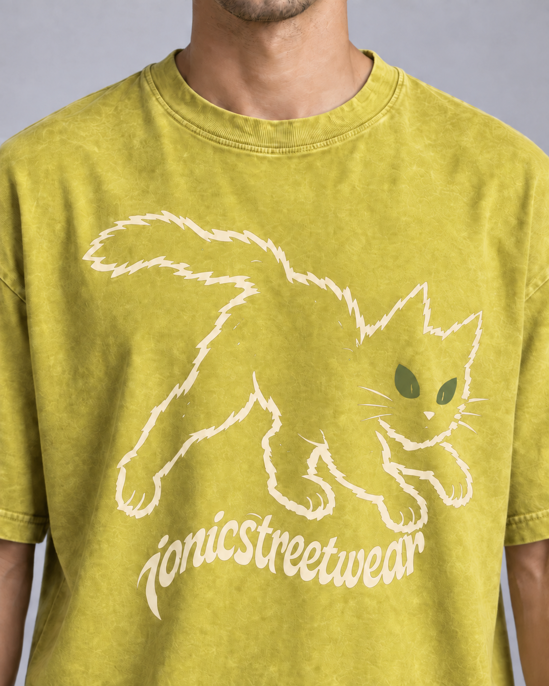 IONIC Alley Cat Tee · Olive Yellow · 4