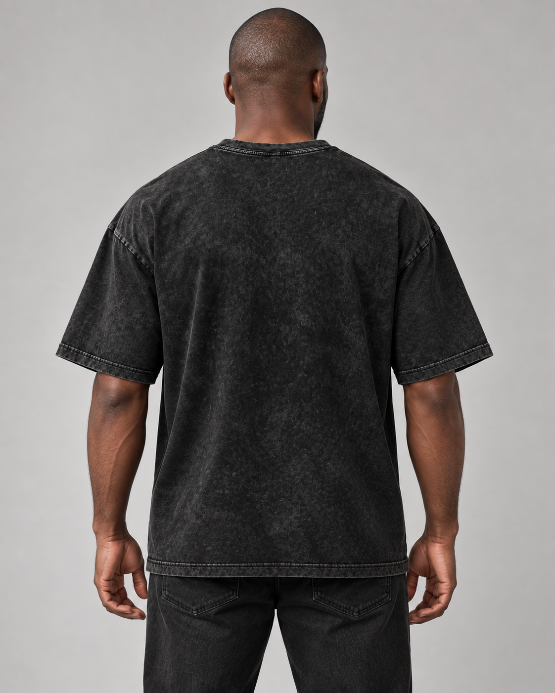 IONIC Oxblood Orbit Tee · Black · 3